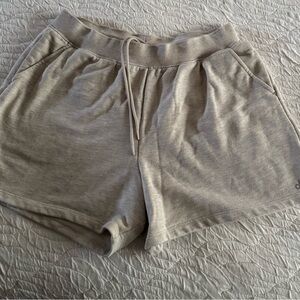 ALO Yoga Tan Athletic Shorts Elastic Waist